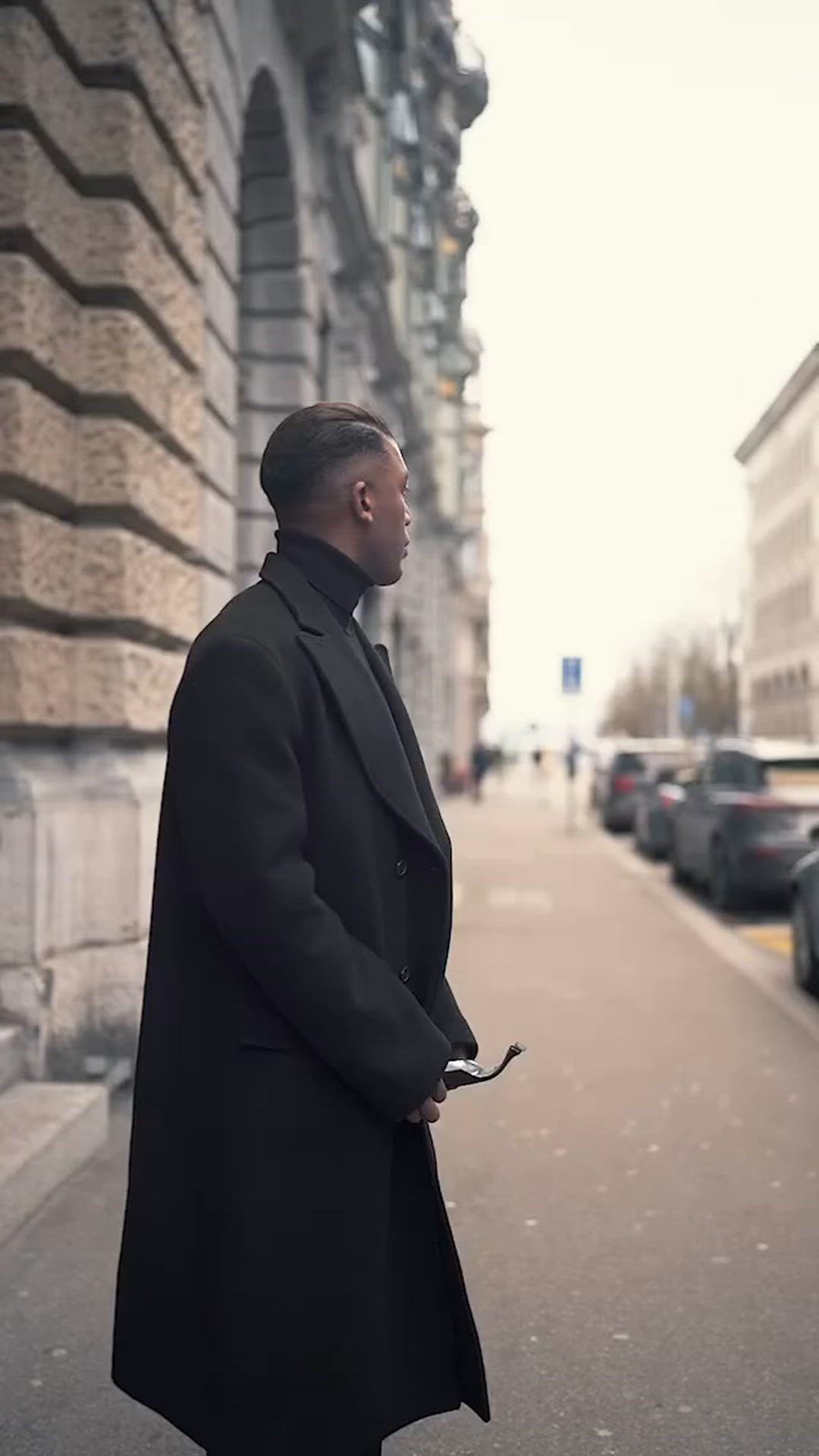Wool black long Double-Breasted Coat with peak lapels | Hockerty