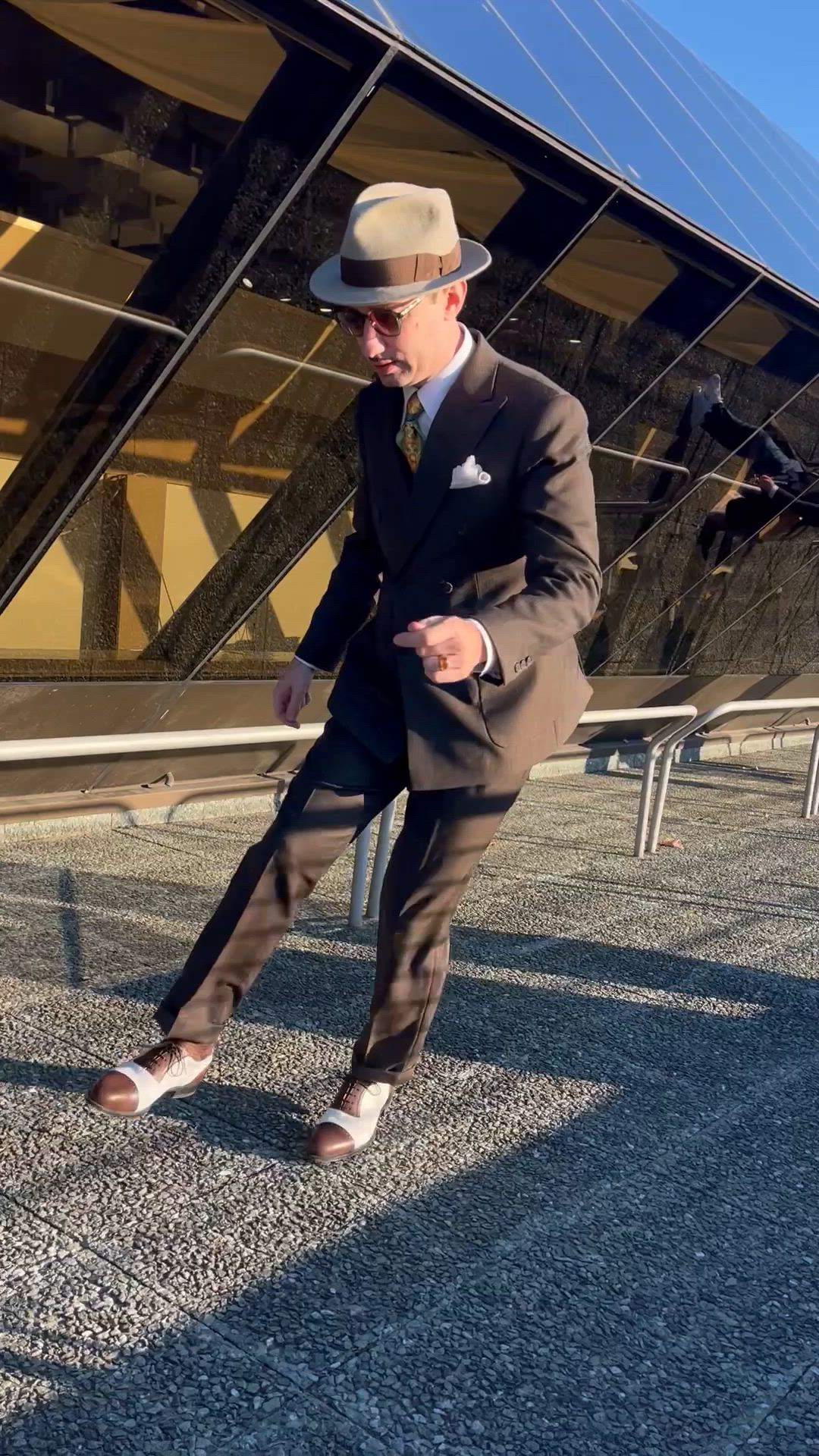 Spectator shoes in white, brown & burgundy leather